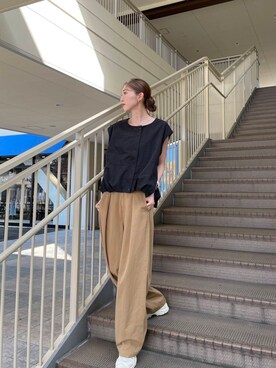 「ITEMS URBANRESEARCH（アイテムズ アーバンリサーチ）のアイテム（チノパンツ）」を使った、aoiさん（レディース・161cm）の秋コーディネート