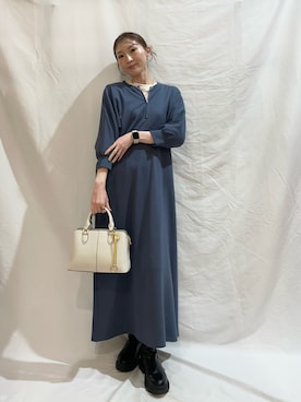 「ITEMS URBANRESEARCH（アイテムズ アーバンリサーチ）のハーフジップドルマンワンピース（ワンピース、ブルー系）」を使った、aoiさん（レディース・162cm）の春コーディネート