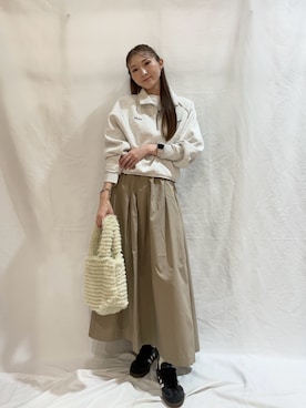 「アイテム（スウェット、パープル系）」を使った、aoiさん（レディース・162cm）の秋コーディネート