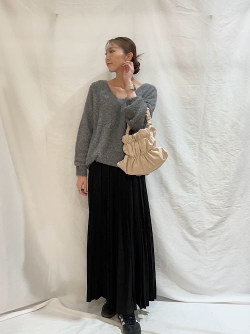 フェイクスエードプリーツスカート（スカート）｜ITEMS URBANRESEARCH