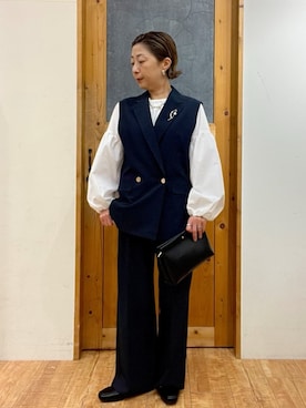 「SHOO・LA・RUE（シューラルー）の【セットアップ可/S-LL/洗濯機可】サッと軽やかに羽織りやすいWブレストジレ（ベスト、ブルー系）」を使った、yumiさん（レディース・154cm）の冬コーディネート