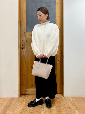 「SHOO・LA・RUE（シューラルー）のダブルZIP柄カーディガン（カーディガン/ボレロ、ホワイト系）」を使った、yumiさん（レディース・154cm）の冬コーディネート