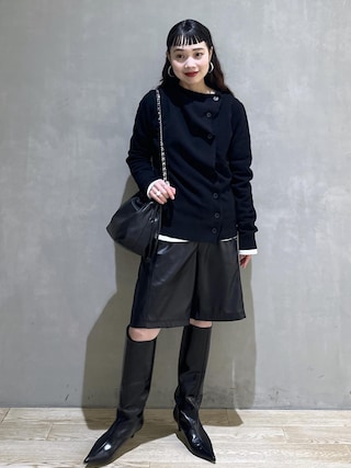 「ADAM ET ROPE'（アダムエロペ）の【EMOELLE】レザーロングブーツ（ブーツ）」を使った、AKARIさん（レディース・157cm）の秋コーディネート