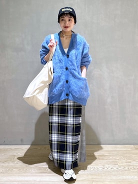「FEMME」｜「アイテム（帽子）」を使った、AKARIさん（レディース・157cm）の夏コーディネート