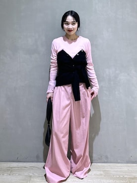 「EMOELLE（エモエレ）のアイテム」を使った、AKARIさん（レディース・157cm）の秋コーディネート