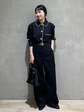 「ADAM ET ROPE'（アダムエロペ）のNIKKEセンタープレスデニム（デニムパンツ、ブラック系）」を使った、AKARIさん（レディース・157cm）の夏コーディネート