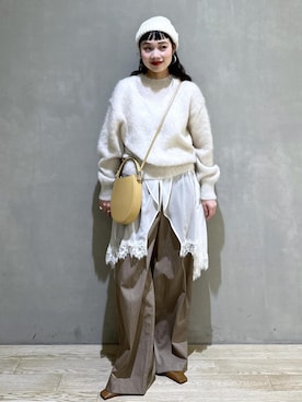 「アイテム（パンプス）」を使った、AKARIさん（レディース・157cm）の秋コーディネート