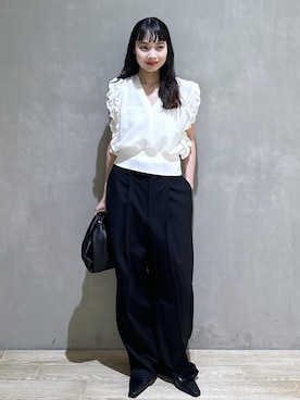 「ADAM ET ROPE'（アダムエロペ）のアイテム（ローファー）」を使った、AKARIさん（レディース・157cm）の夏コーディネート