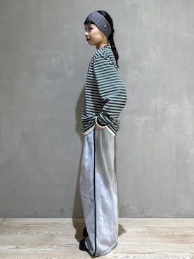 「アイテム（ヘアバンド）」を使った、AKARIさん（レディース・157cm）の秋コーディネート