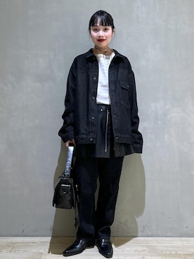 「アイテム（デニムジャケット）」を使った、AKARIさん（レディース・157cm・30代）の冬コーディネート