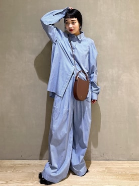 「ADAM ET ROPE'（アダムエロペ）のボリュームファーサンダル（サンダル）」を使った、AKARIさん（レディース・157cm・30代）の夏コーディネート