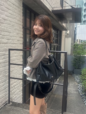 「Chico（チコ）のポーチチャーム付きスエードコンビボストンバッグ（ボストンバッグ、ブラック系）」を使った、hichanさん（レディース・156cm）の夏コーディネート