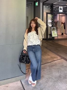 「Chico（チコ）のバルーンペプラムリボンブラウス（シャツ/ブラウス、ホワイト系）」を使った、hichanさん（レディース・156cm）の春コーディネート