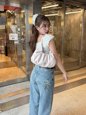 「Chico（チコ）のコットンレースノースリブラウス（シャツ/ブラウス、ブルー系）」を使った、hichanさん（レディース・156cm）の春コーディネート