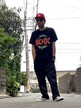 「アイテム（スリッポン）」を使った、たくみみみさん（メンズ・180cm）の秋コーディネート