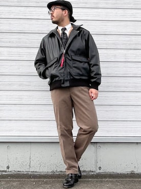 「シップス」｜「アイテム（ブルゾン）」を使った、加藤さん（メンズ・166cm）の冬コーディネート