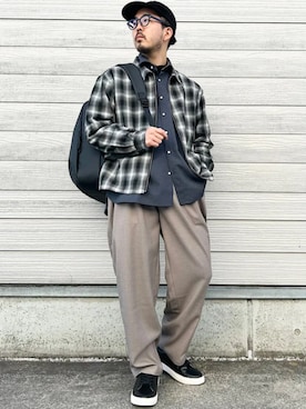 「オーバーシャツ」｜加藤さん（メンズ・166cm）の春コーディネート