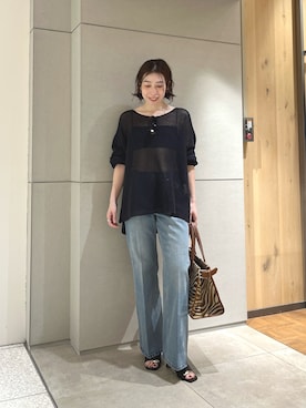 「GALLARDAGALANTE（ガリャルダガランテ）のセンタークリースフレアデニム（デニムパンツ、ブルー系）」を使った、gg_makiko_tgさん（レディース・161cm）の春コーディネート