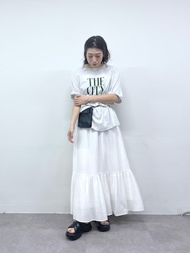 「GALLARDAGALANTE（ガリャルダガランテ）の【GOOD ROCK SPEED】THE CITY ロゴTee／別注（Tシャツ/カットソー、グレー系）」を使った、gg_makiko_tgさん（レディース・161cm）の夏コーディネート