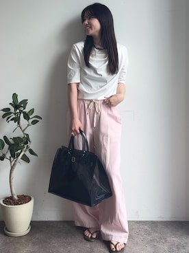 「DouDou（ドゥドゥ）の2WAYドレープTEE（Tシャツ/カットソー、ホワイト系）」を使った、doudouchinamiさん（レディース・163cm）の夏コーディネート