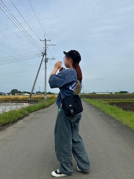 「CONVERSE（コンバース）のアイテム」を使った、ochiii0606さん（骨格ストレート・レディース・149cm）の春コーディネート
