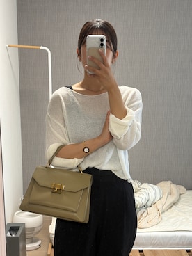 「アイテム（ハンドバッグ、グリーン系）」を使った、uiさん（レディース・162cm）の秋コーディネート