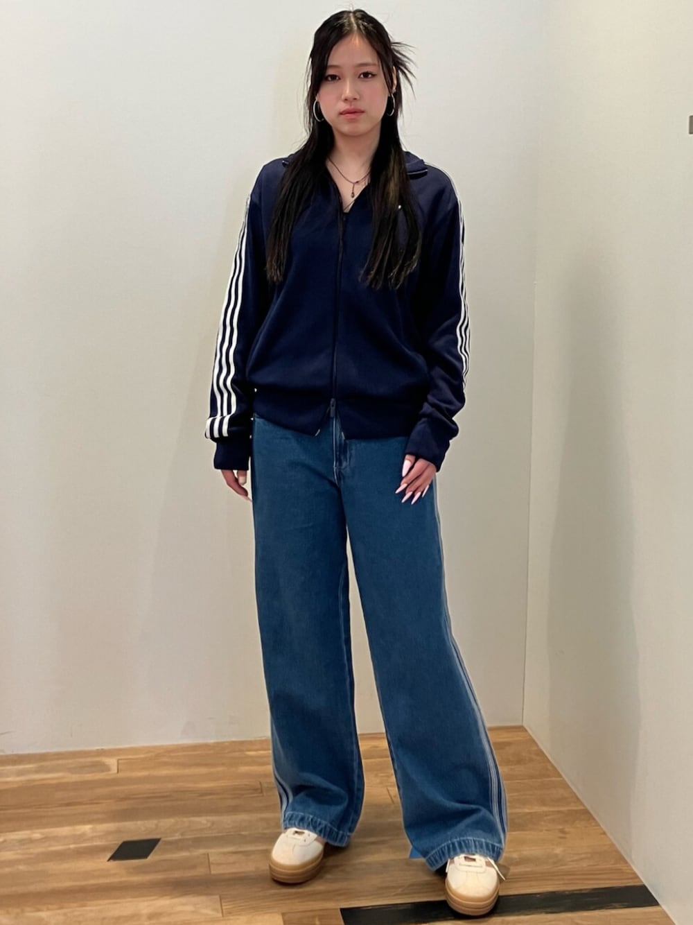 adidas アディカラーデニムスリーストライプス トラックパンツ レディース アディカラー デニム スリーストライプス トラックパンツ