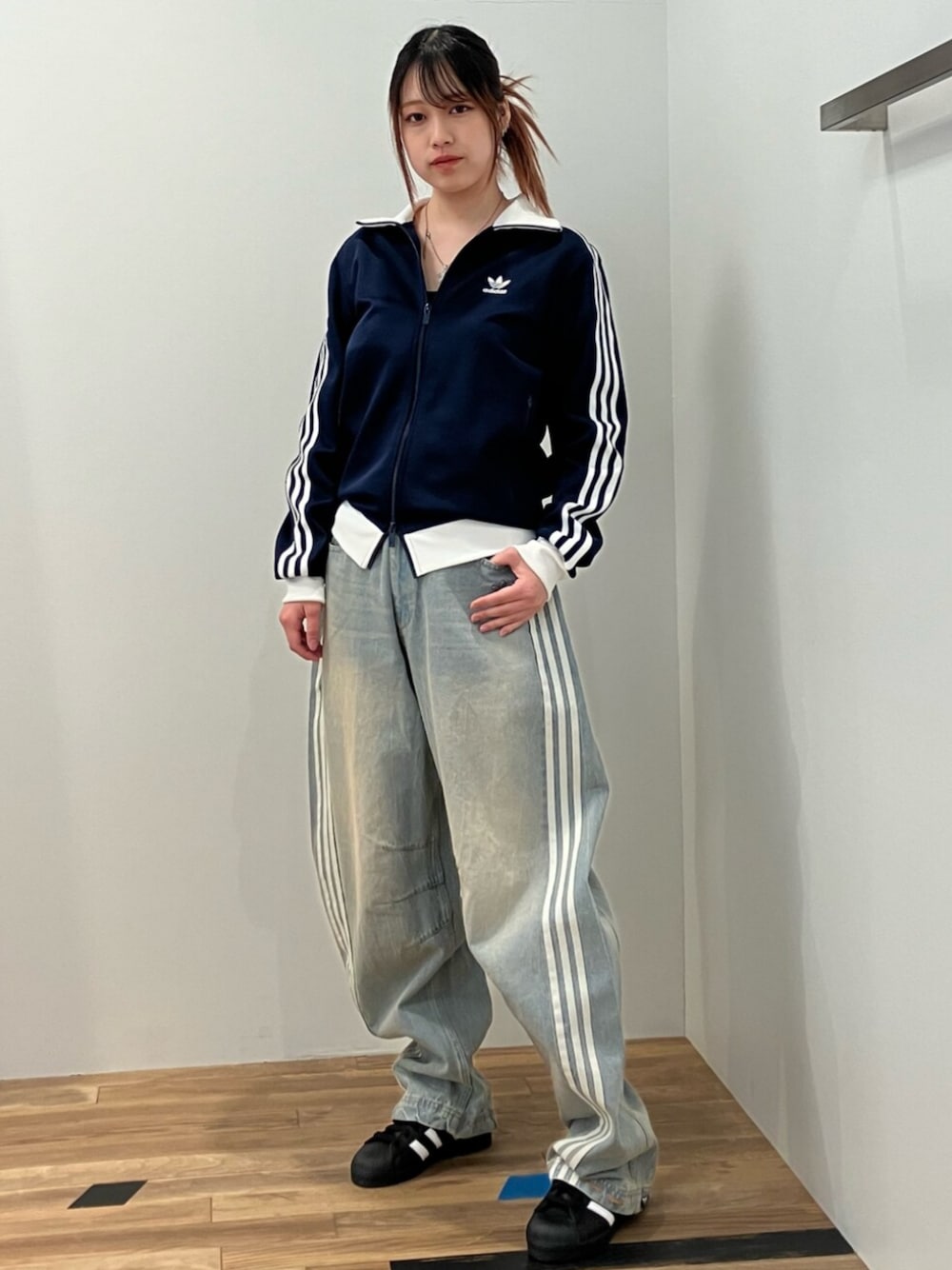 Adilenium シーズン 3 バナナフィット ウォッシュドデニムパンツ ADIDAS ADILENIUM シーズン3 バナナフィット デニム 25