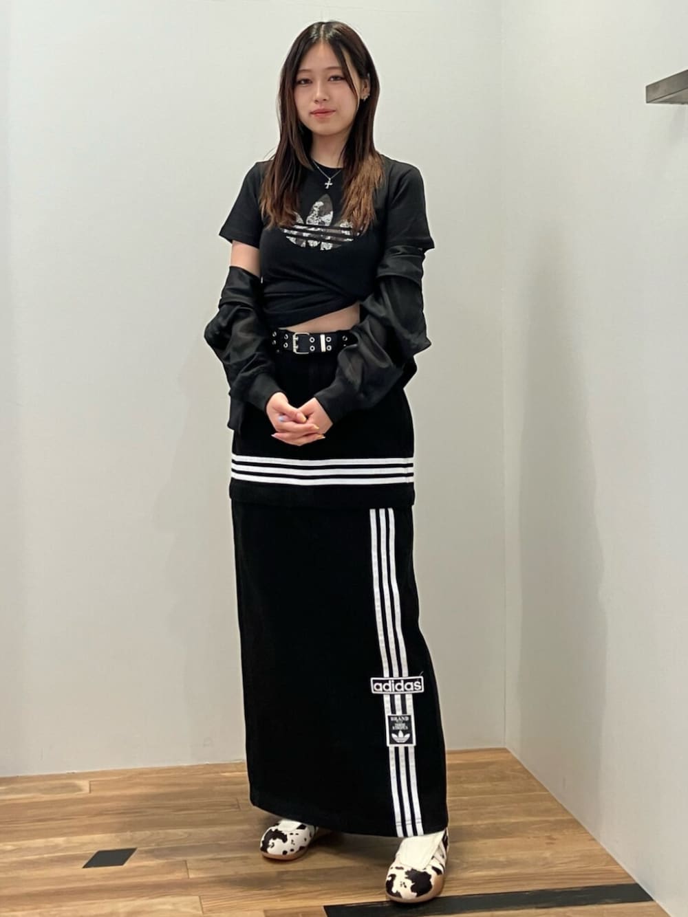 アディカラー シアートラックトップ、アディダス オリジナルス 半袖T