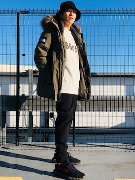「JIL SANDER（ジルサンダー）のアイテム（スウェットパンツ）」を使った、harutoexplorerさん（メンズ・174cm）の冬コーディネート