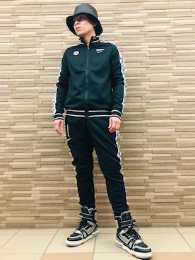「NIKE（ナイキ）のアイテム（ジャージ）」を使った、harutoexplorerさん（メンズ・174cm）の冬コーディネート
