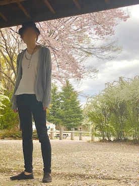 「DOLCE&GABBANA（ドルチェアンドガッバーナ）のアイテム（アクセサリー）」を使った、おまつださん（メンズ・183cm）の春コーディネート
