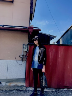 「VIKTOR&ROLF（ヴィクター&ロルフ）のアイテム」を使った、おまつださん（メンズ・183cm）の春コーディネート