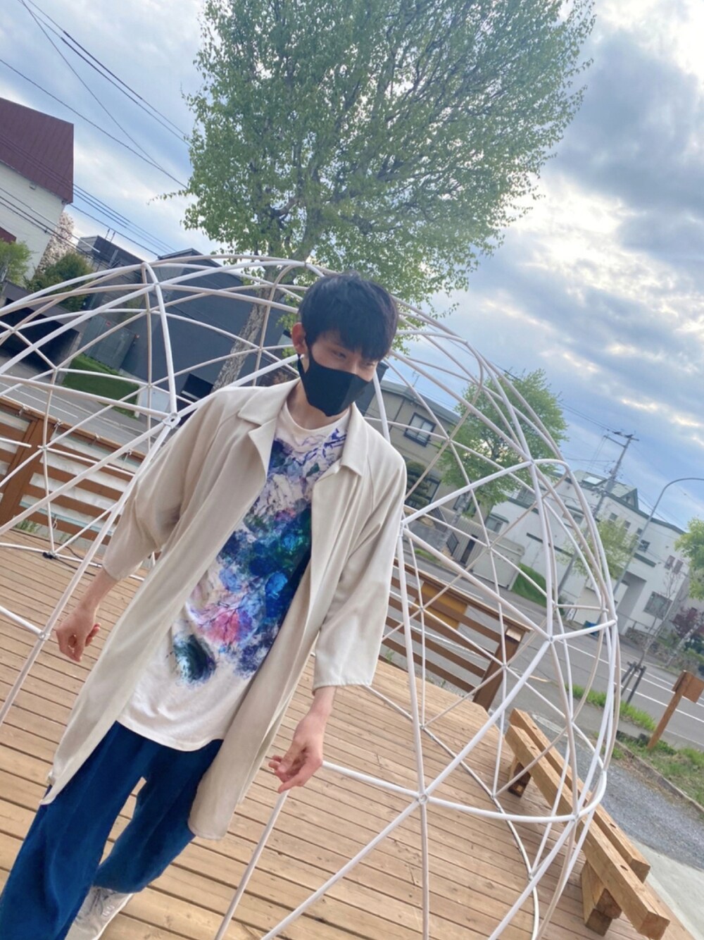「Lui's、LAD MUSICIAN、札幌、夏、モード系、オシャレ好き、美容、アンバサダー」｜「LAD MUSICIANのアイテム（Tシャツ/カットソー、ホワイト系）」を使った、yoppy0717さん（メンズ・175cm）の夏コーディネートの1枚目の写真