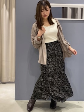 「ノーカラーシャツ」｜「アイテム（ブーツ）」を使った、あさかさん（レディース・153cm）の秋コーディネート