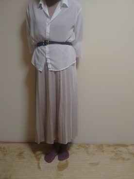 「GU（ジーユー）のアイテム（スカート、シルバー系）」を使った、えびさん（レディース・175cm）の春コーディネート