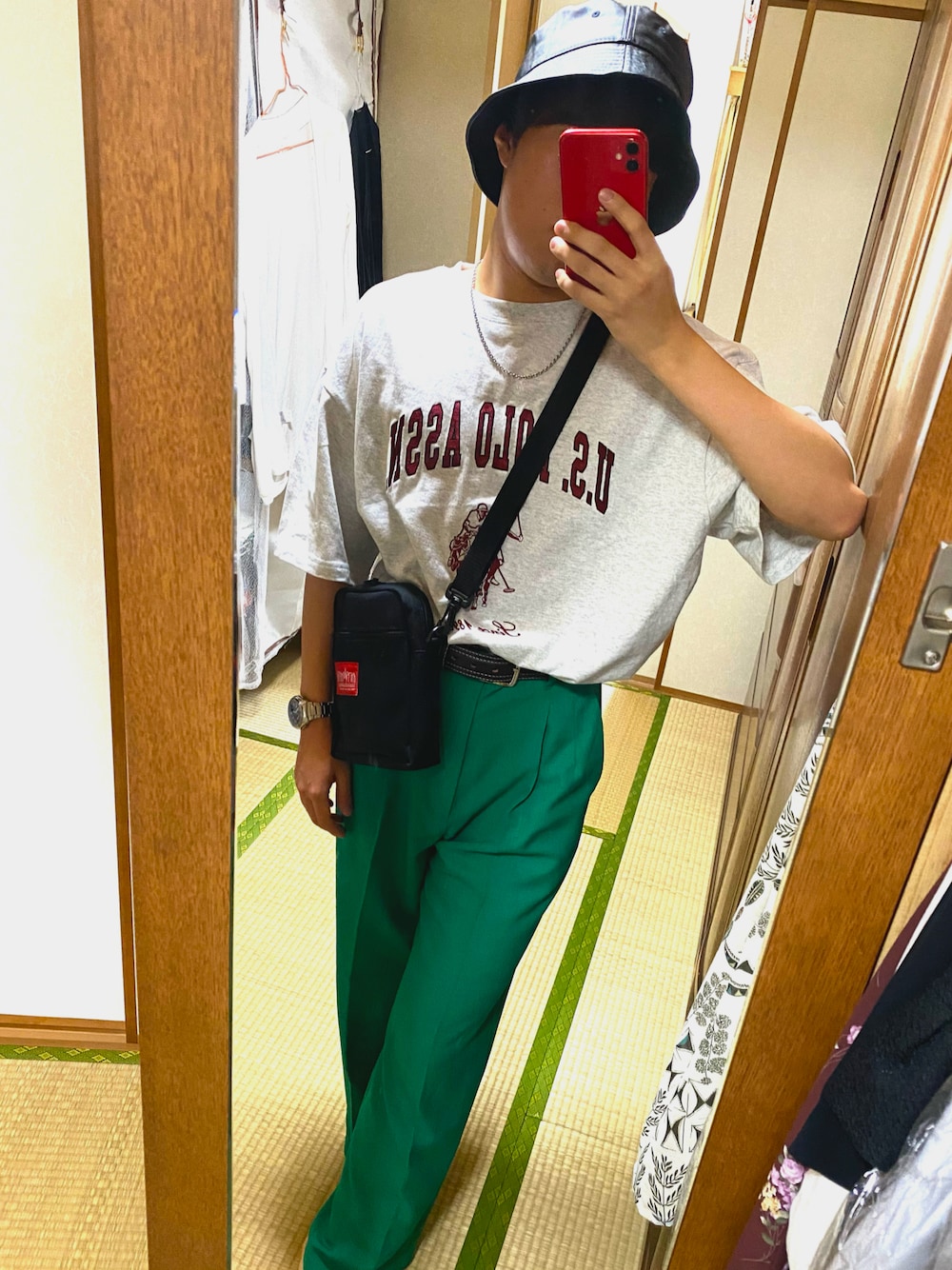 「オトナカジュアル、休日コーデ、おしゃれさんと繋がりたい、カジュアルコーデ、古着、古着好きな人と繋がりたい、いいね、save、フォローお願いします🤑、プチプラコーデ、タックイン」｜「Manhattan PortageのCity Light Bag（ショルダーバッグ、ブラック系）」を使った、yoootaさん（メンズ・168cm）の夏コーディネートの1枚目の写真
