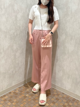 「ブローチ」｜小林　愛さん（レディース・168cm）の春コーディネート