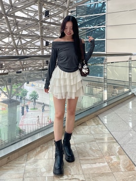 小林　愛さんのコーディネート