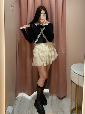 小林　愛さんのコーディネート