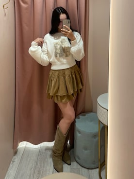 小林　愛さんのコーディネート