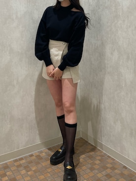 「one after another NICE CLAUP（ワンアフターアナザーナイスクラップ）のビジューボタンスカパン　2023SS（その他パンツ）」を使った、小林　愛さん（レディース・168cm）の冬コーディネート