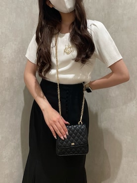 「ブローチ」｜小林　愛さん（レディース・168cm）の春コーディネート