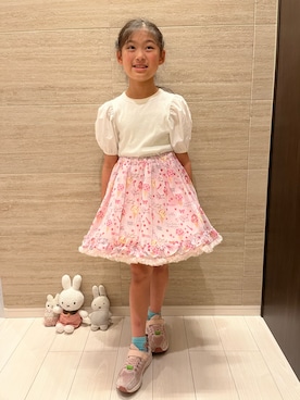 「SKECHERS（スケッチャーズ）のアイテム」を使った、springbluespringさん（キッズ・130cm）の春コーディネート