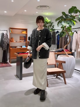 「アイテム（ノーカラージャケット、グレー系）」を使った、ldminamimotoさん（レディース・163cm）の秋コーディネート