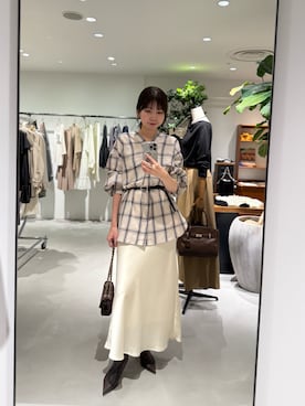 「ナロースカート」｜ldminamimotoさん（レディース・163cm）の秋コーディネート