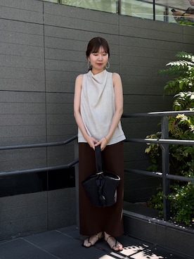 「LOUNGEDRESS（ラウンジドレス）の麻調ドレープブラウス（シャツ/ブラウス、ベージュ系）」を使った、ldminamimotoさん（レディース・163cm）の春コーディネート