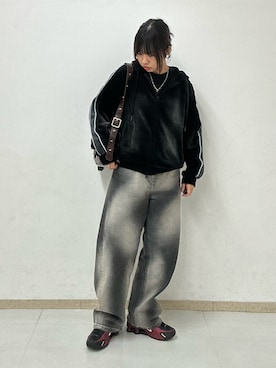 「tk.TAKEO KIKUCHI（ティーケータケオキクチ）のアイテム（その他パンツ）」を使った、MANAさん（レディース・164cm）の秋コーディネート