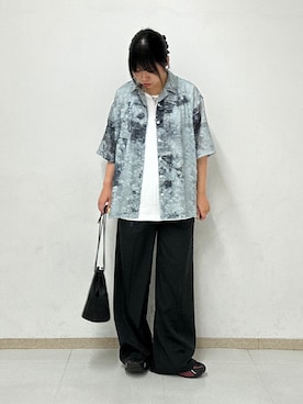「tk.TAKEO KIKUCHI（ティーケータケオキクチ）のアイテム（パンツ）」を使った、MANAさん（レディース・164cm）の春コーディネート
