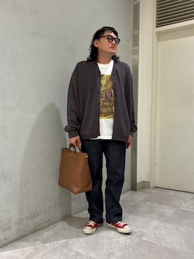 「URBAN RESEARCH（アーバンリサーチ）のアイテム（メガネ）」を使った、入江　祐介さん（メンズ・170cm）の秋コーディネート